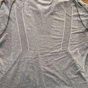 Men’s Lululemon Vent Tech Long Sleeve Training Shirt